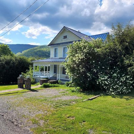 Basecampwv-Durbin. Spacious 4 Bedroom House W/Yard Kültér fotó