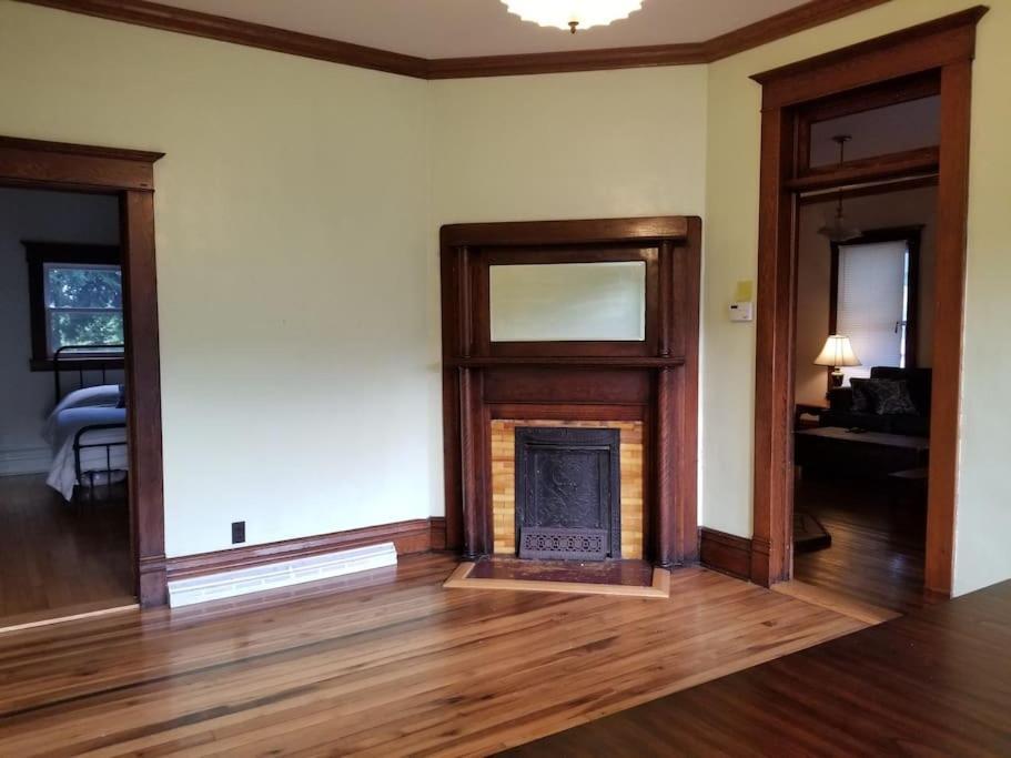 Basecampwv-Durbin. Spacious 4 Bedroom House W/Yard Kültér fotó