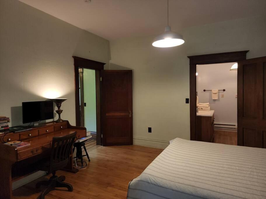 Basecampwv-Durbin. Spacious 4 Bedroom House W/Yard Kültér fotó